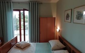 Near Beach - Apartments Marica